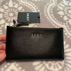 SM DKNY Bi Fold Card Holder MSRP $98